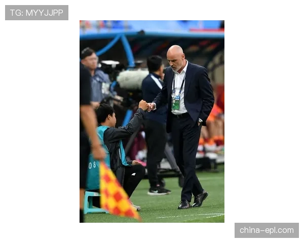 上海海港主帅穆斯卡特 强调积极侵略性打法