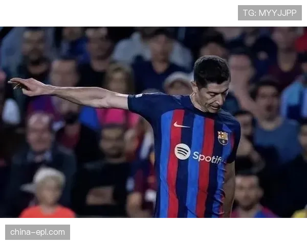 巴萨莱万罚丢关键点球 导致球队遭遇溃败